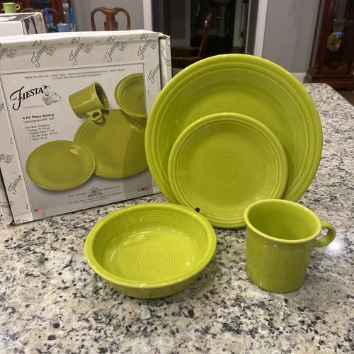 Fiesta Ware LEMONGRASS 4 Piece Place Setting Retired Fiestaware NIB -