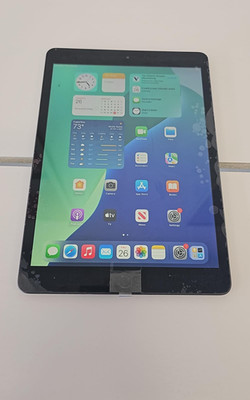 Apple iPad (8th Generation) A2428 32 GB, Wi-Fi + Cellular, 10.2 in - Space Gray