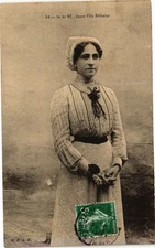 CPA ILE-de-RÉ - Jeune Fille Réthaise (183817)