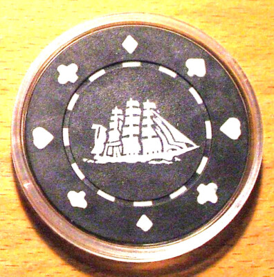 (1) CUTTY SARK WHISKEY Poker Chip Golf Ball Marker - Black