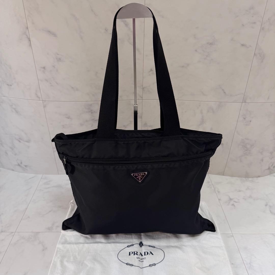 Excellent condition PRADA triangular logo tessuto… - image 3