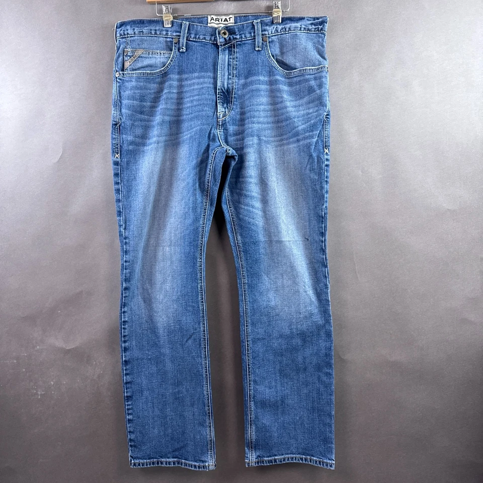 Pantalones de mezclilla Ariat Jeans para hombre 38x32 azul M4 rectos Novato Ledge Western Cowboy Foto 2 de 4
