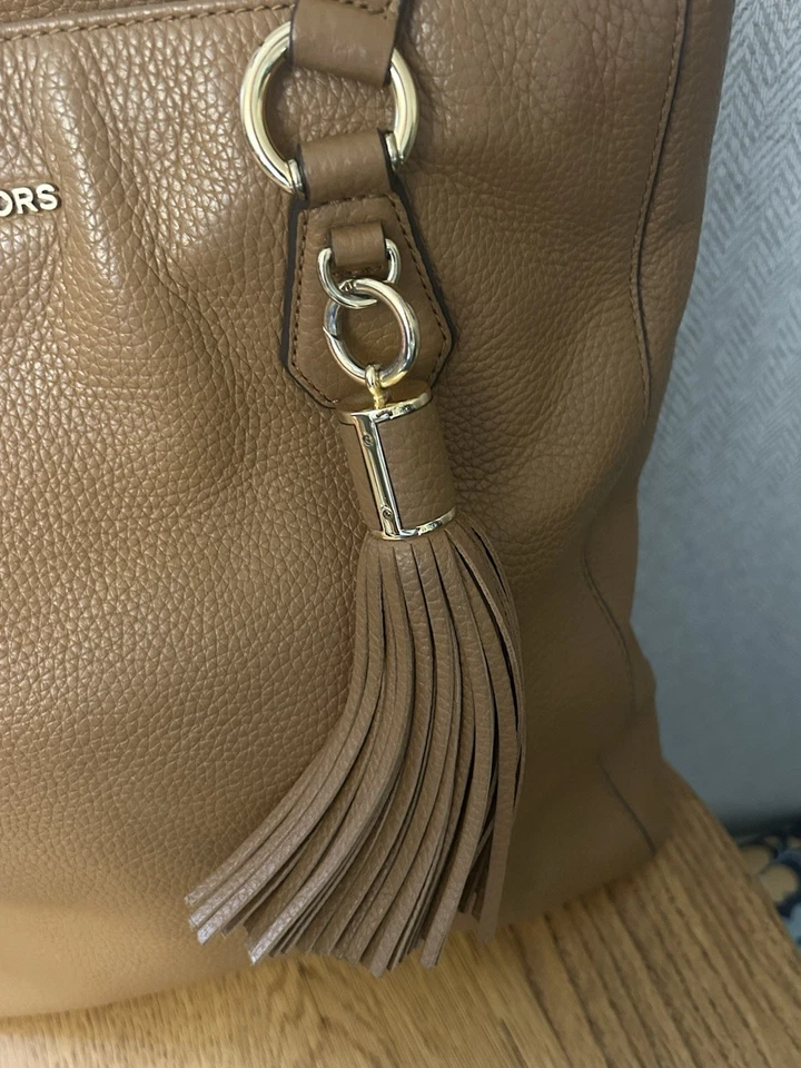 Michael Kors Jet Set, photo 4 of 5