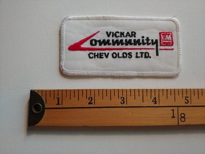 ( 80s VICKAR COMMUNITY WINNIPEG GENERAL MOTORS GM CAR AUTOMOBILE PATCH CREST )