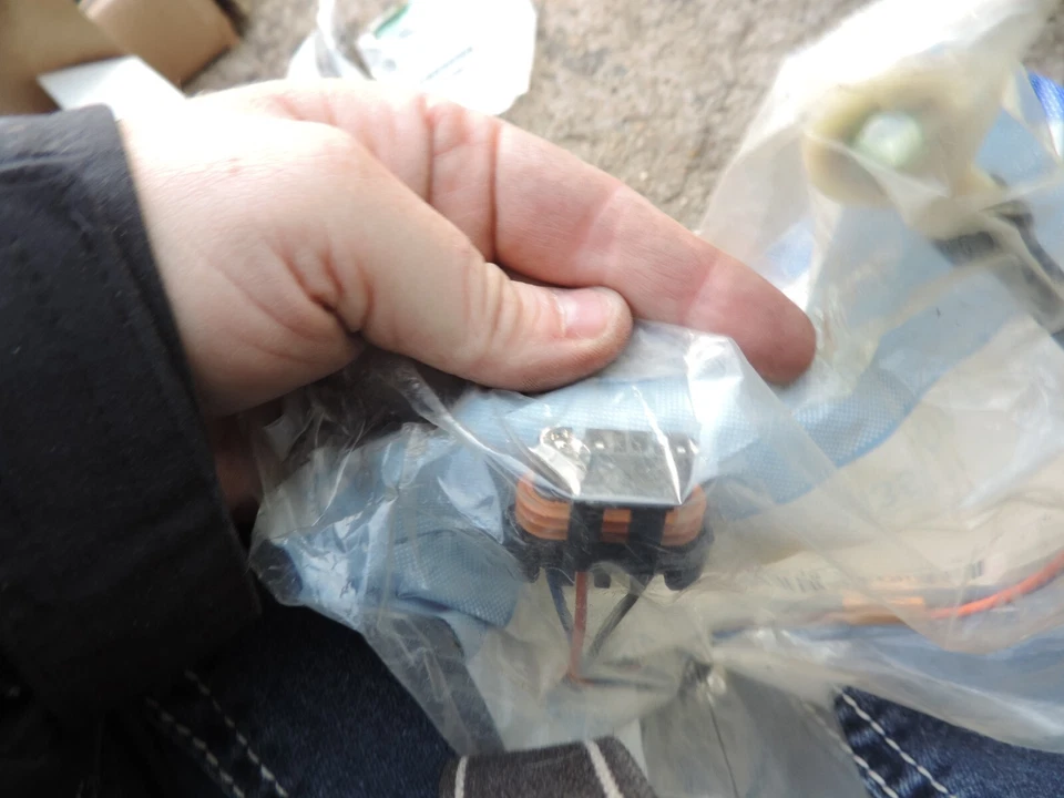 通用 12532435 开关 Asm,前侧门锁 Cyl — 第 4/4 张图片