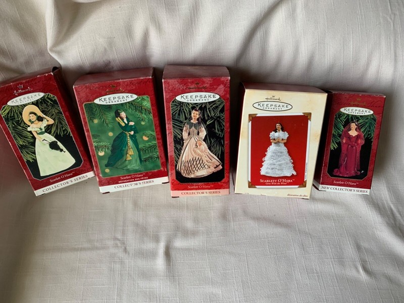 5 Hallmark Keepsake Gone With The Wind Ornaments97-98-99-'20-'02/NEED SURGERY $