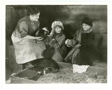 JULIE BISHOP, MAURICE MURPHY movie photo THE HOME MAKER