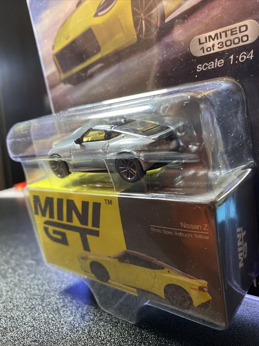 CHASE Nissan Z Proto Spec - Ikazuchi Yellow - MINI GT 415 MiJo 1