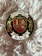 NUM National Union of Mineworkers Badge - Black Version Mining / Miners Interest