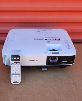 EPSON PowerLite 2250U Full HD 1080p H871A WUXGA 3LCD Projector / Remote Control 