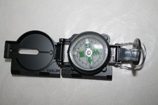 boussole de la marque swisent orizons
