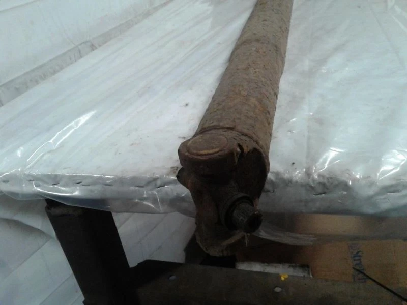 Rear Drive Shaft Drum 11" Rear Brakes Fits 82-96 CAPRICE 1535007 Foto 3 de 4