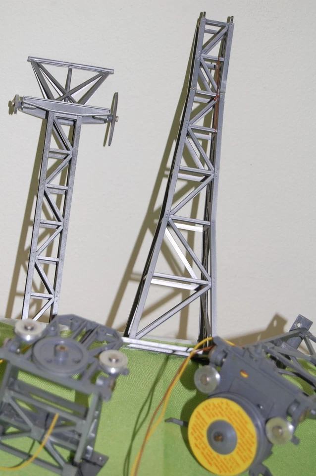 FALLER / BRAWA / EHEIM ??? Seilbahn mit Berg- und Talstation - Bild 3 von 4