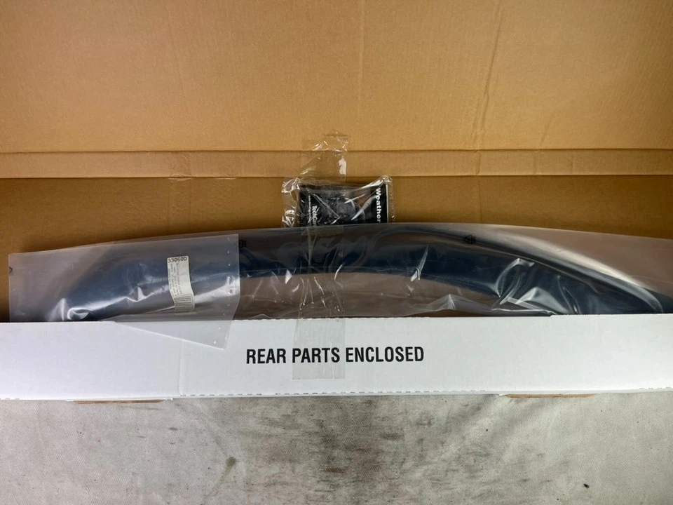 WeatherTech Side Window Deflector 80252 fits; Saturn L300 2001-2006 Foto 4 de 4