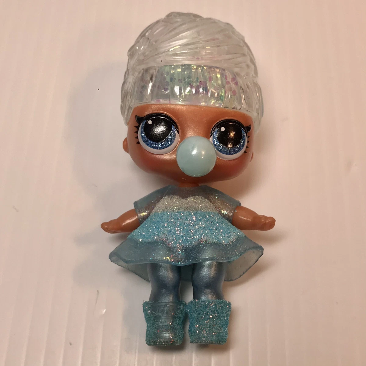 LOL Surprise Doll MISS SNOW Baby Big Sister Winter Disco Glitter Globe
