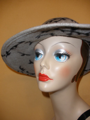Made in Italy brim hat by LUCA DELLA ROCCA Luca Della Rocca Wide Brim Hat in Gray & Black Wool Felt  main image 3