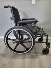 QUICKIE QXI folding WHEELCHAIR 18" X 20" Used Blue NO LEG REST 18"x20"
