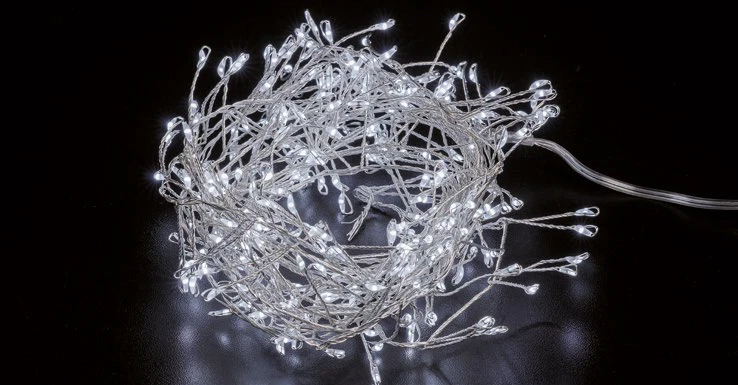 Luci Natale LED 200 Catena per Albero di Natale Bianco Freddo 2 metri da Esterno