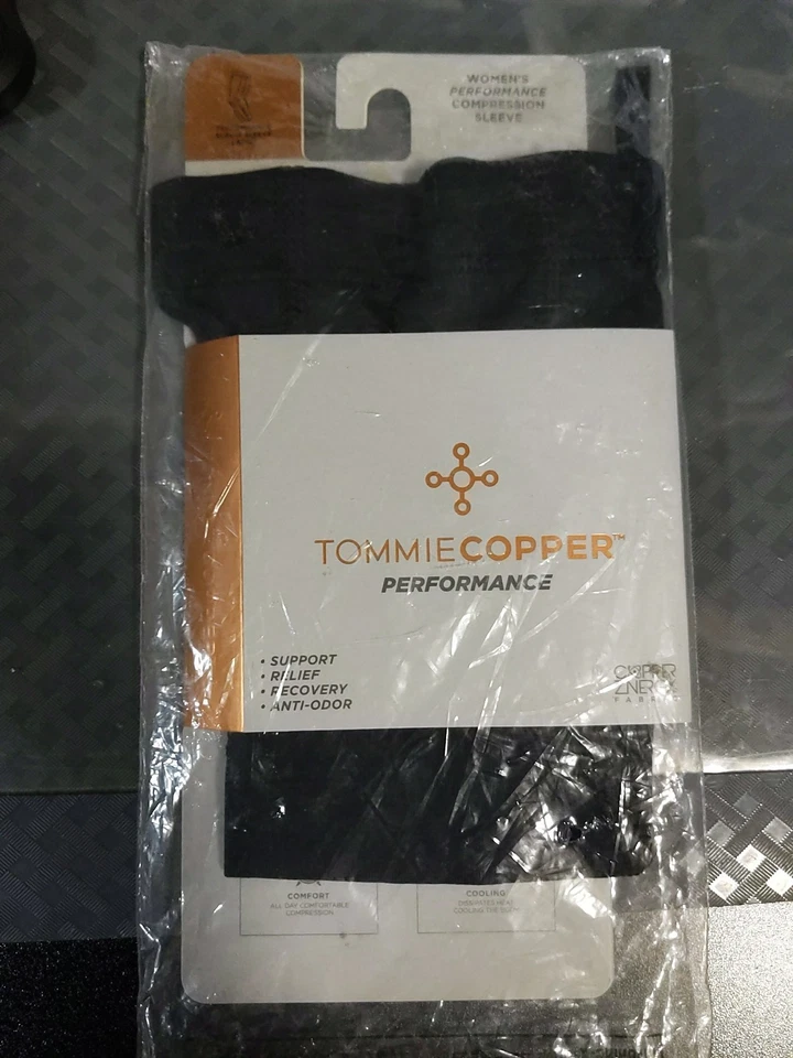 Tommie Copper Performance肘套2.0黑色带TC色调针大号#TB3 — 第 3/4 张图片
