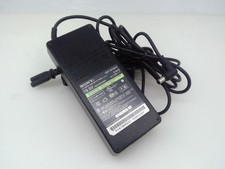 Genuine Sony Vaio AC Power Adapter VGP-AC19V15 19.5V 6.2A
