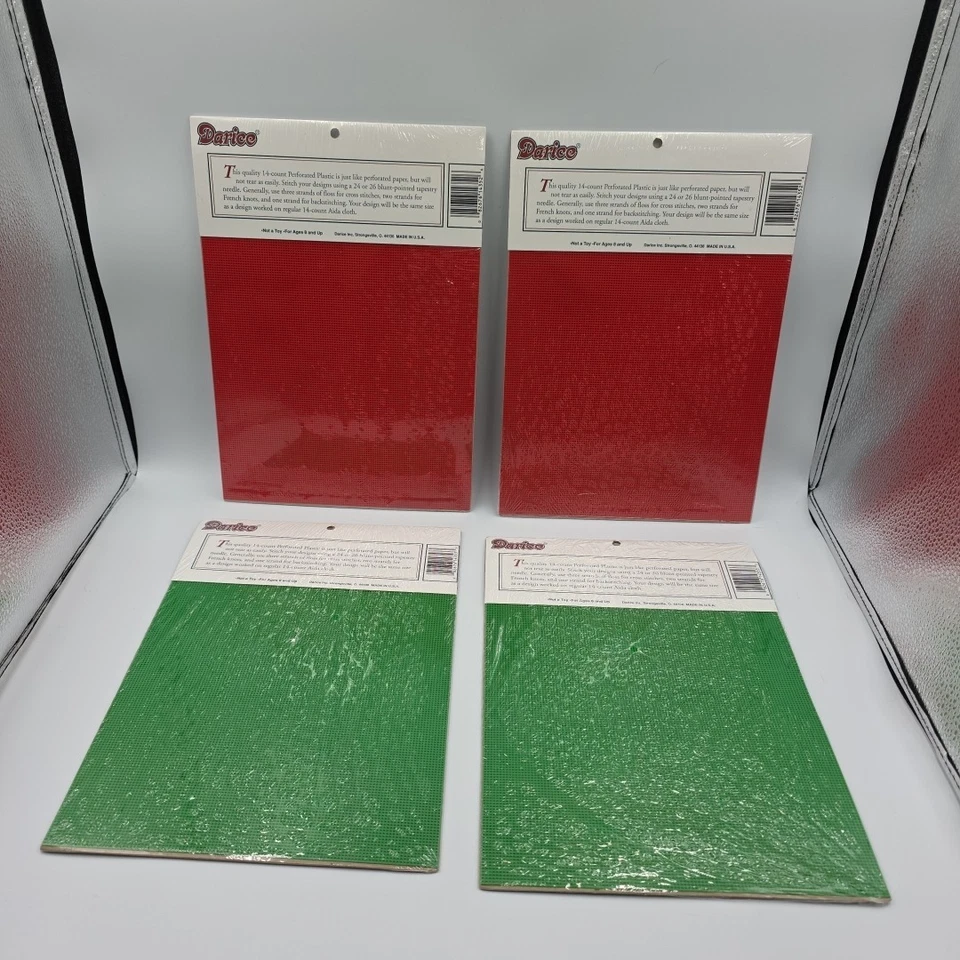 Lote de 14 hojas de punto de cruz de plástico perforado Darice rojo (2) verde (2) Foto 2 de 4