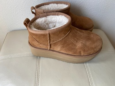 UGG Classic Ultra Mini Platform Chestnut Suede Boots Size 6