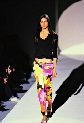 1999 Gucci by Tom Ford Runway Ruffle Silk Black Blouse (Madonna