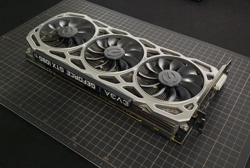 Tarjeta de gráficos EVGA GeForce GTX 1080ti 8 GB GDDR5X (08GP46183KR) - Imagen 12 de 16