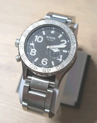 NIXON 42-40 Chronograph Minimize Silber Herren Armbanduhr THE 4220 - Bild 1 von 4