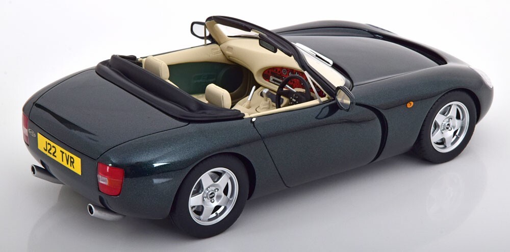 ミニカー 104-021 Cult 1/18 TVR Griffith green 104-021 Cult 1/18 TVR Griffith green ミニカー