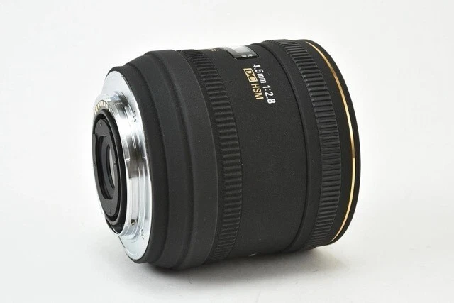 Sigma 4.5mm F2.8 DC HSM CIRCULAR FISHEYE SONY A mount with case Used Item - Image 4 of 4