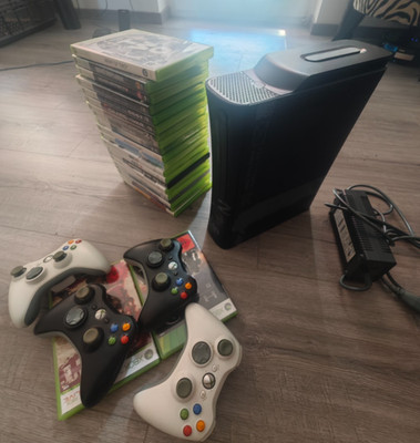 xbox 360 elite 250GB MWF2 Spezial Edition +Spiele