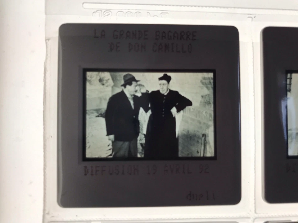 LA GRANDE BAGARRE DE DON CAMILLO - FERNANDEL, GINO CERVI - DIAPOSITIVE DE PRESSE - Photo 1/1