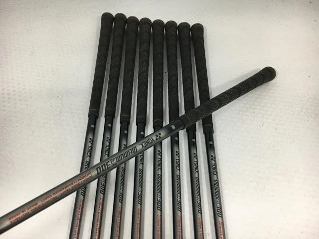 Conjunto de Ferro YONEX Cyberstar 3000 AERON 9 peças 4-SW Ultimum Ti 300 Flex R-1 Direita - Imagem 3 de 4