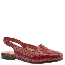 Trotters Lea Women's Slip On