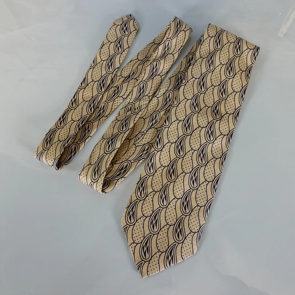 Diseñador Corbata Cuello Hombres Crema Caqui Abstracto Paisley Seda Traje JOSEPH ABBOUD ITALIA Foto 3 de 4