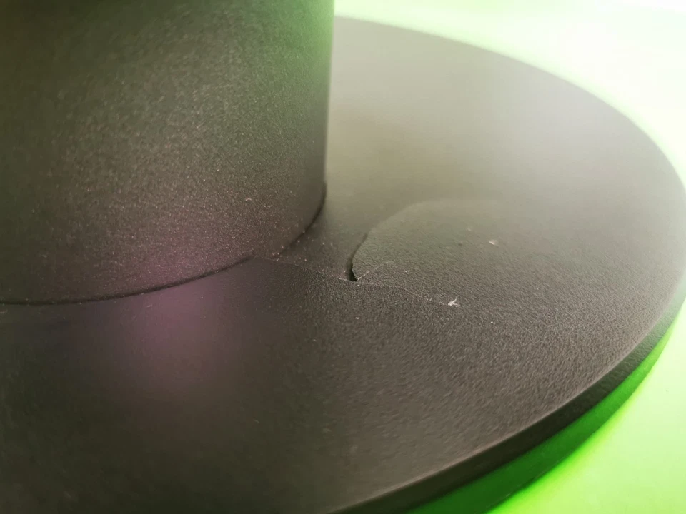 ThinkCentre AIO E93z 21" i3 AIO , 4GB RAM, 1TB HDD - Windows 11 - MINOR DEFECTS - Image 4 of 4