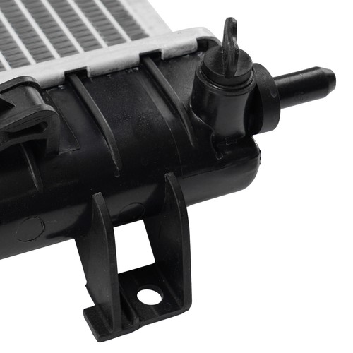 Radiador para Pontiac G6 2005-2010 Chevy Malibu 2007-2008 Saturn Aura - Imagen 15 de 17