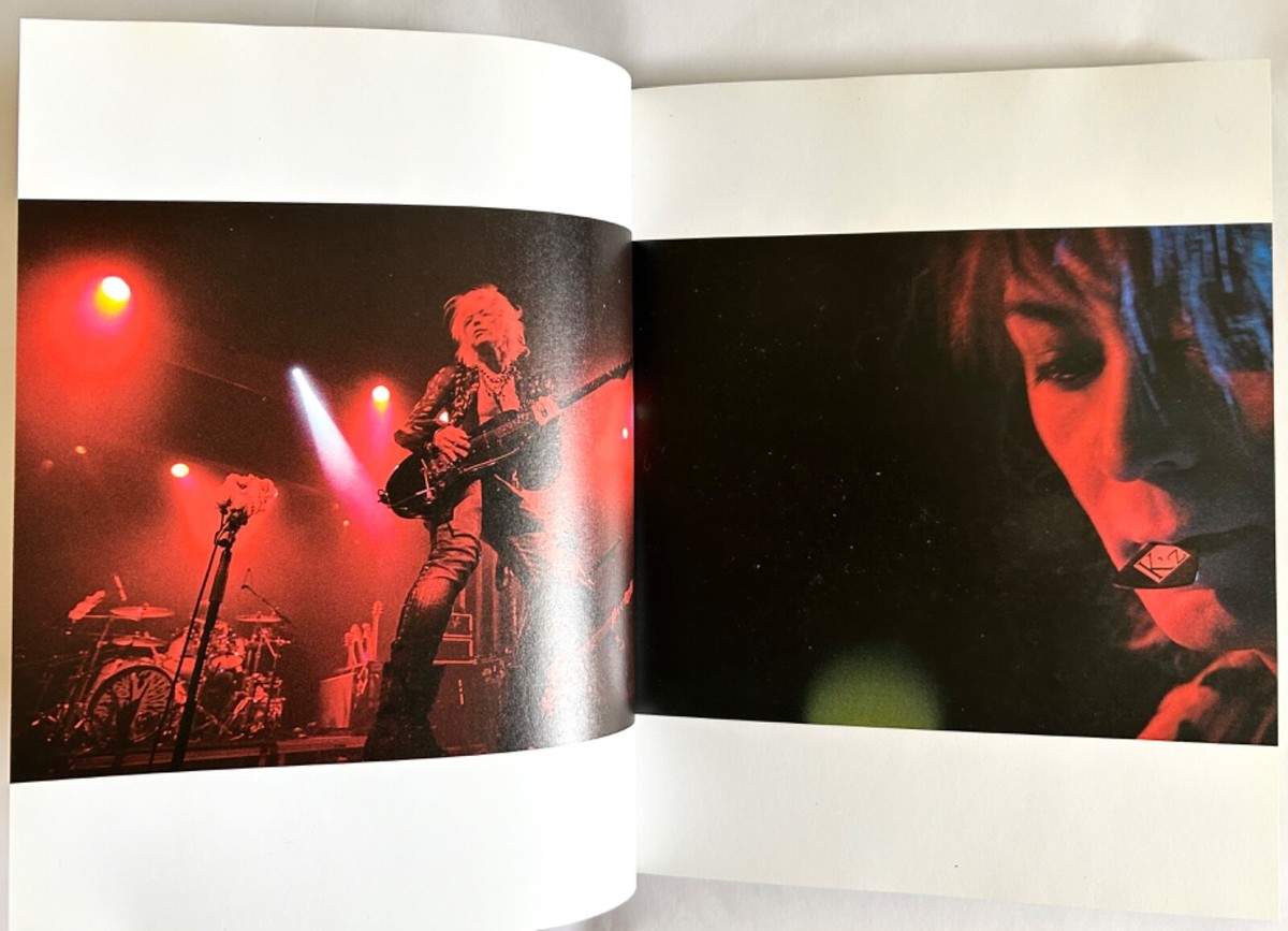 『VAMPS BEAST IN THE WORLD』写真集 VAMPS BESAT IN THE WORLD JAPAN PHOTO BOOK 2011 Hyde K.A.Z L