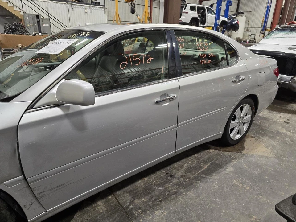 04 - 06 LEXUS ES330 AC Condensador E823133 Foto 2 de 4