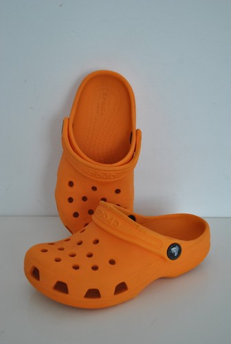 Dunkelorange weiche Gummi Slipper Jungen Sommer Crocband Clogs Gr. 11 (C11) Crocs