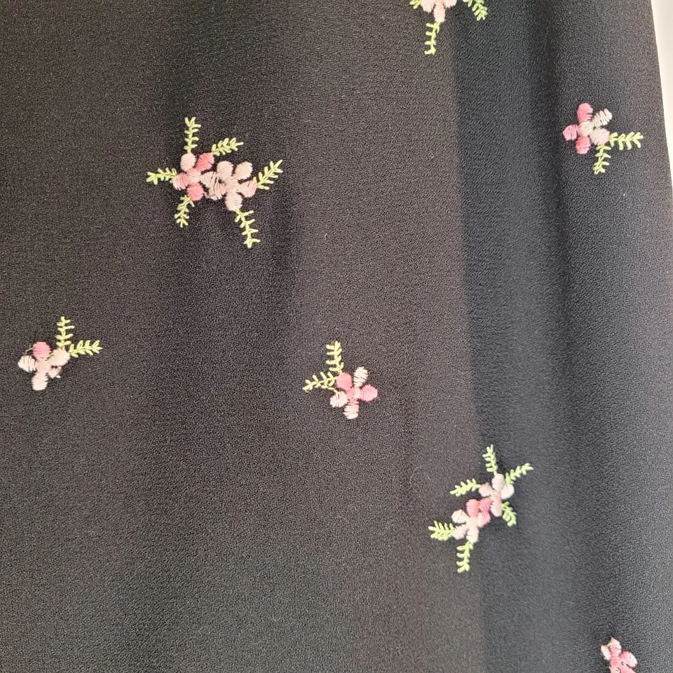 Vestido midi vintage Talbots sin mangas negro floral bordado años 90 Y2K Whimsioth Foto 2 de 4