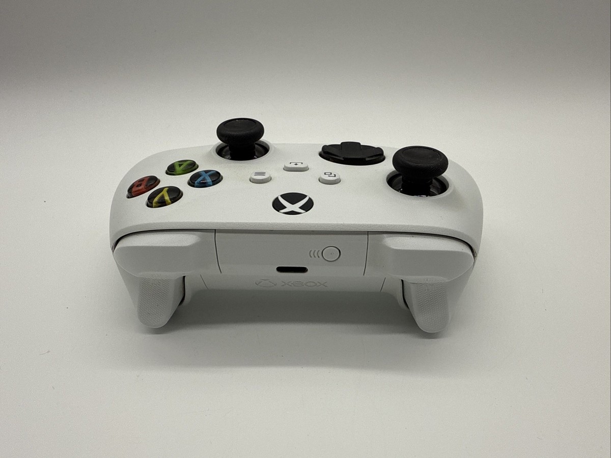 Microsoft Xbox One Wireless Game Controller White M1106909-007