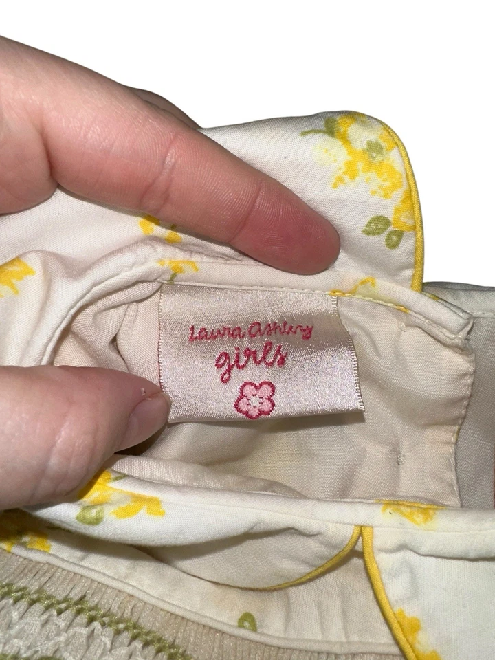 Vintage Laura Ashley Girls Smocked Dress Toddler Sz 2T White Yellow Floral - Image 4 of 4