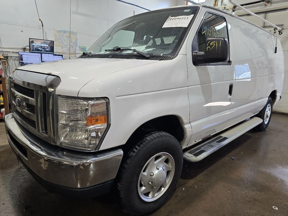 Manija de puerta de pasajero exterior con bisagras laterales traseras para camioneta Ford E150 96-14 621612 Foto 3 de 4