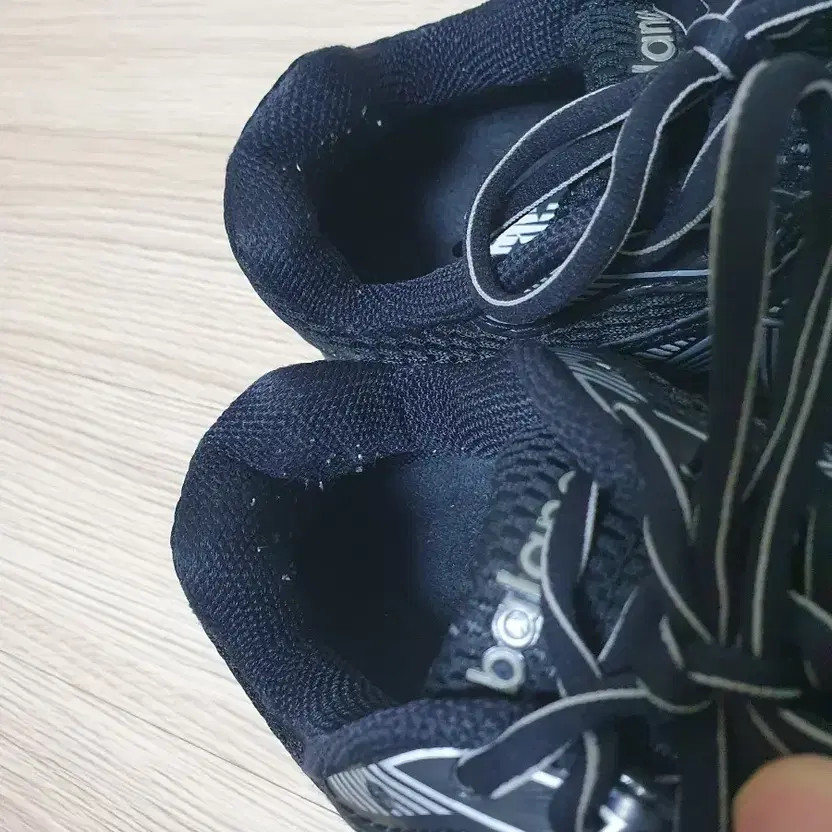 New Balance 860v2 Black Sneakers, Size 235 thumbnail 8