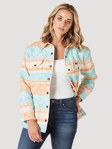 WOMEN'S WRANGLER SOUTHWESTERN PRINT SHACKET IN SUNSET BLUES - Picture 2 of 3