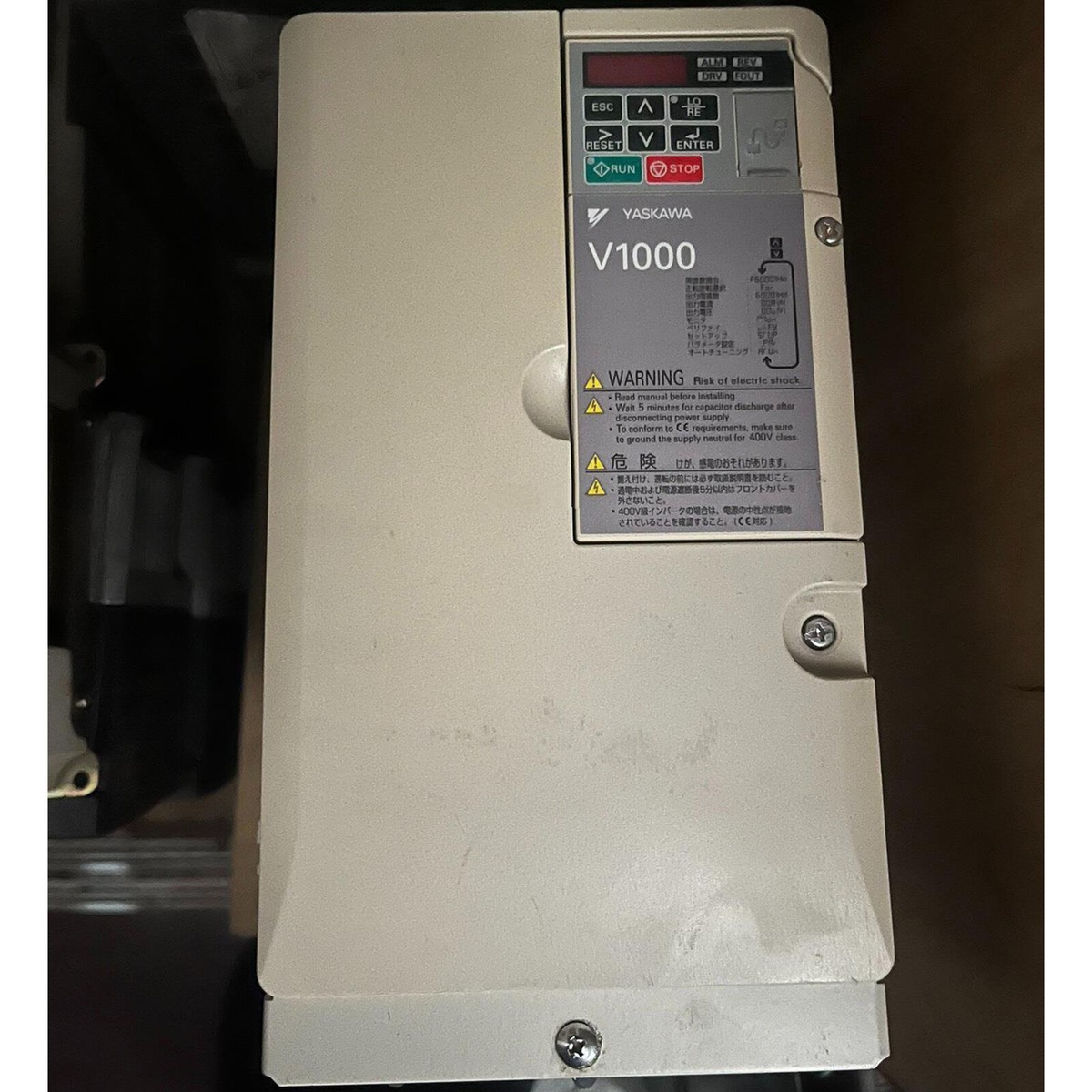 1pcs Used Yaskawa Inverter 5.5KW / 7.5KW 220V CIMR-VA2A0030FAA