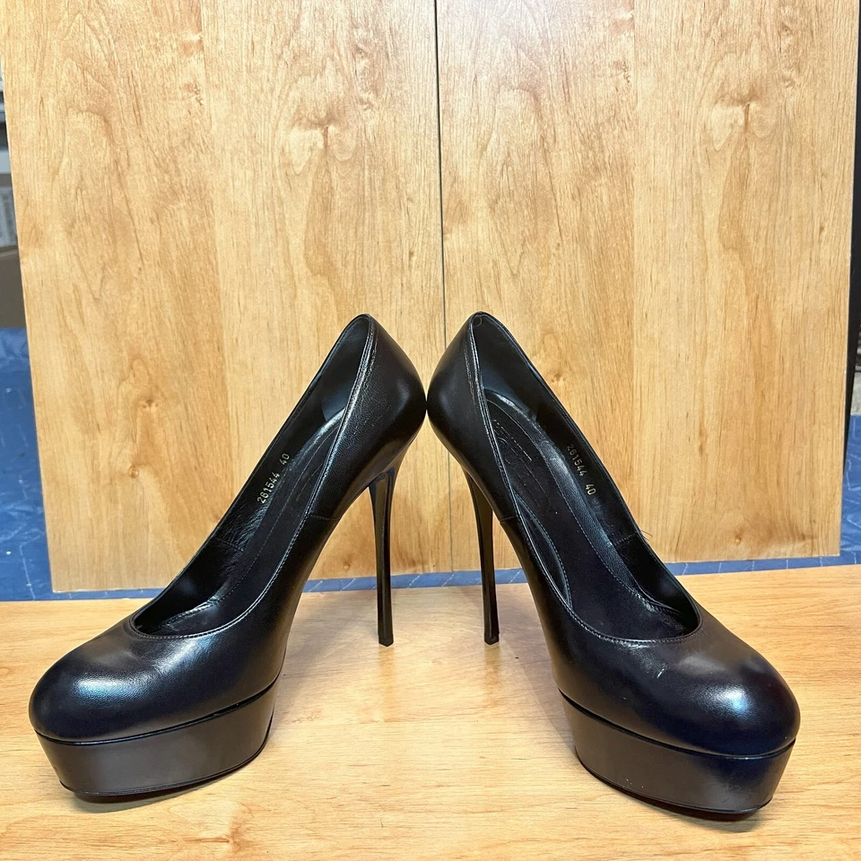 Zapatos de salón Alexander McQueen plataforma de cuero lacado talla 40 negros Foto 4 de 4