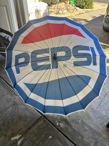 Vintage Pepsi Golf-Beach Umbrella. Made In USA Very Good Condition